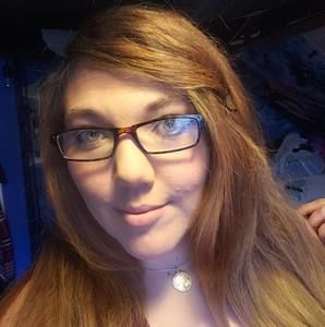 Meet your Posher, Liz